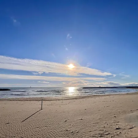 Studio Confortable Avec Parking Au Centre-Ville - Fr-1-716-78 شقة *